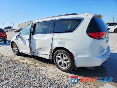 Drugie zdjęcie samochodu z przodu: 2017 CHRYSLER PACIFICA TOURING L VIN:2C4RC1BG2HR543804 - miniatura