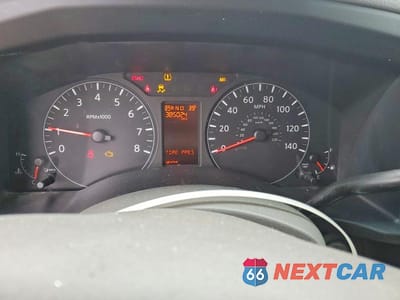 Zdjęcie 9 z 12 samochodu: 2013 NISSAN NV 2500 DELIVERY VAN VIN:1N6BF0KY4DN101395 - miniatura