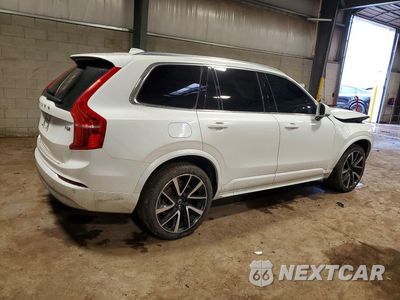 Trzecie zdjęcie samochodu z tyłu: 2022 VOLVO XC90 T6 MOMENTUM VIN:YV4A22PKXN1834602 - miniatura