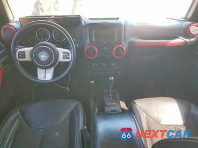 Zdjęcie 8 z 11 samochodu: 2015 JEEP WRANGLER UNLIMITED SAHARA VIN:1C4BJWEG2FL623268 - miniatura