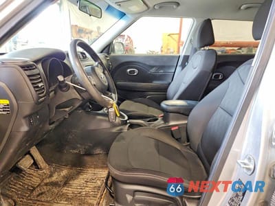 Zdjęcie 7 z 11 samochodu: 2018 KIA SOUL BASE VIN:KNDJN2A27J7609841 - miniatura