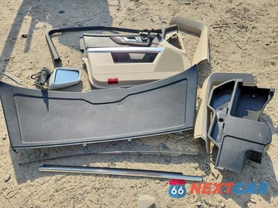 Zdjęcie 13 z 13 samochodu: 2015 MERCEDES-BENZ GLK 350 4MATIC VIN:WDCGG8JB0FG374174 - miniatura