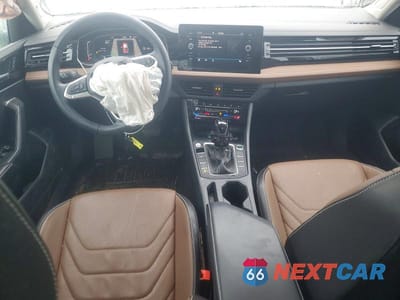 Zdjęcie 8 z 11 samochodu: 2025 VOLKSWAGEN JETTA SEL VIN:3VWGX7BU2SM036031 - miniatura