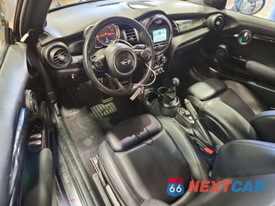 Zdjęcie 8 z 13 samochodu: 2019 MINI COOPER S VIN:WMWWG9C53K3F66463 - miniatura