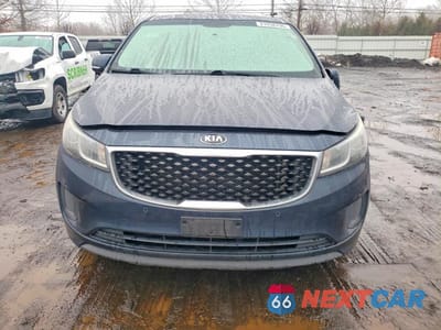 Piąte zdjęcie samochodu w środku: 2017 KIA SEDONA LX VIN:KNDMB5C1XH6281312 - miniatura