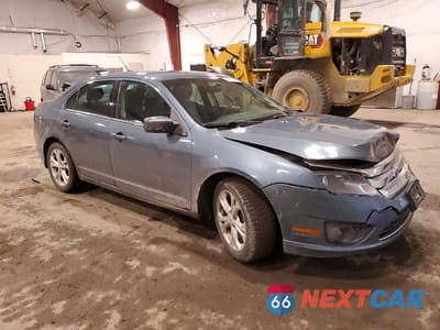 Czwarte zdjęcie samochodu z boku: 2012 FORD FUSION SE VIN:3FAHP0HG0CR261204 - miniatura