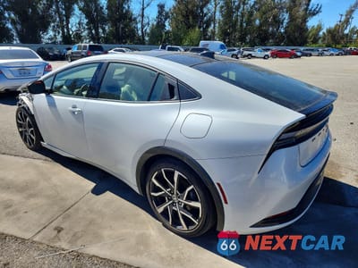 Drugie zdjęcie samochodu z przodu: 2023 TOYOTA PRIUS PRIME XSE VIN:JTDACACU3P3007596 - miniatura