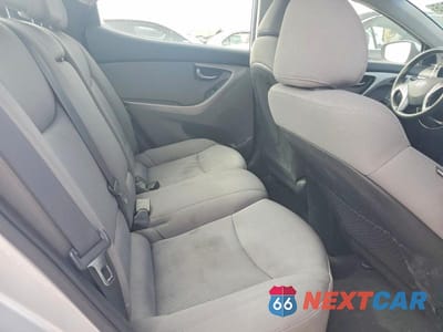 Zdjęcie 10 z 11 samochodu: 2012 HYUNDAI ELANTRA GLS VIN:5NPDH4AE9CH126859 - miniatura