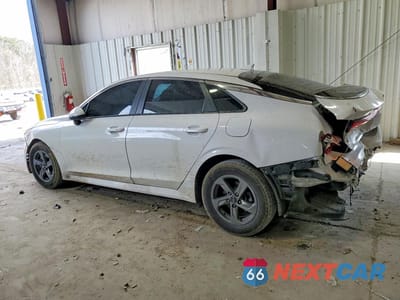Drugie zdjęcie samochodu z przodu: 2022 KIA K5 LXS VIN:5XXG14J29NG161374 - miniatura