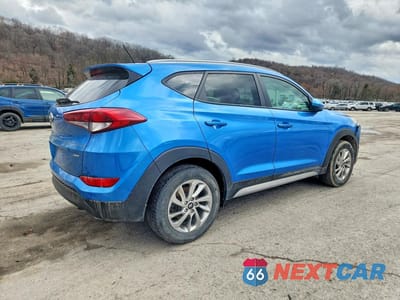 Trzecie zdjęcie samochodu z tyłu: 2017 HYUNDAI TUCSON SE VIN:KM8J3CA4XHU501931 - miniatura