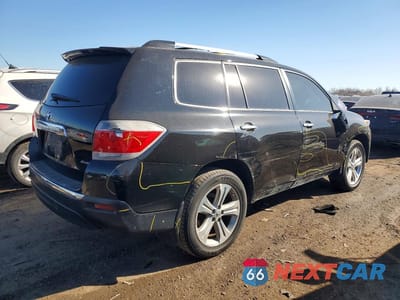 Trzecie zdjęcie samochodu z tyłu: 2013 TOYOTA HIGHLANDER LIMITED VIN:5TDDK3EH6DS214960 - miniatura