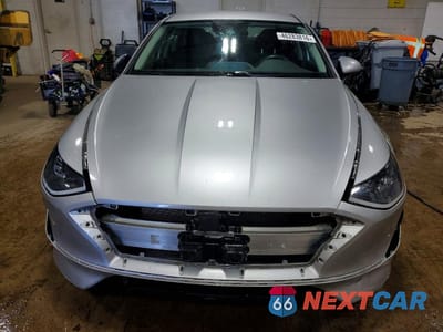 Piąte zdjęcie samochodu w środku: 2021 HYUNDAI SONATA SE VIN:5NPEG4JA5MH105075 - miniatura