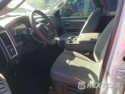 Zdjęcie 7 z 12 samochodu: 2016 RAM 1500 SLT VIN:1C6RR6GT5GS240358 - miniatura