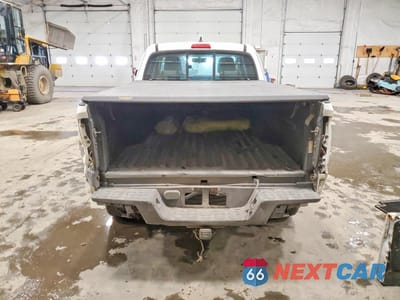 Zdjęcie 6 z 13 samochodu: 2016 TOYOTA TACOMA SR VIN:5TFSX5EN3GX044579 - miniatura
