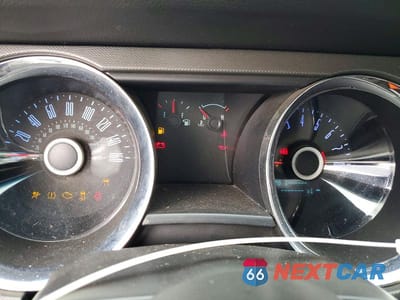 Zdjęcie 9 z 11 samochodu: 2014 FORD MUSTANG VIN:1ZVBP8AM9E5267911 - miniatura