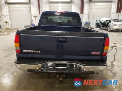 Zdjęcie 6 z 11 samochodu: 2005 GMC NEW SIERRA K1500 VIN:2GTEK19B951213308 - miniatura