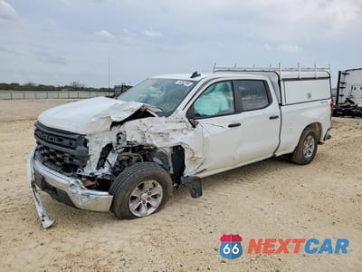 2025 CHEVROLET SILVERADO K1500 1GCUKAED9SZ279430 - główne zdjęcie licytacji z USA - miniatura