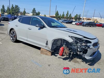 Czwarte zdjęcie samochodu z boku: 2020 KIA STINGER GT2 VIN:KNAE55LC5L6082817 - miniatura