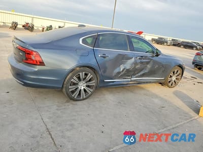 Trzecie zdjęcie samochodu z tyłu: 2022 VOLVO S90 B6 INSCRIPTION VIN:LVY062ML9NP257969 - miniatura