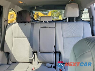 Zdjęcie 10 z 14 samochodu: 2018 TOYOTA HIGHLANDER LE VIN:5TDZARFH1JS034873 - miniatura