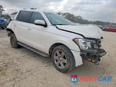 Czwarte zdjęcie samochodu z boku: 2019 FORD EXPEDITION XLT VIN:1FMJU1HT1KEA13323 - miniatura