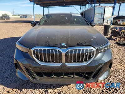 Piąte zdjęcie samochodu w środku: 2024 BMW I5 EDRIVE 40 VIN:WBY33FK02RCP52202 - miniatura