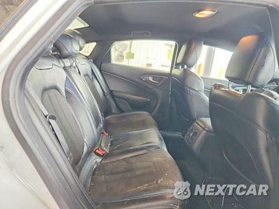 Zdjęcie 10 z 11 samochodu: 2015 CHRYSLER 200 S VIN:1C3CCCBB6FN731214 - miniatura