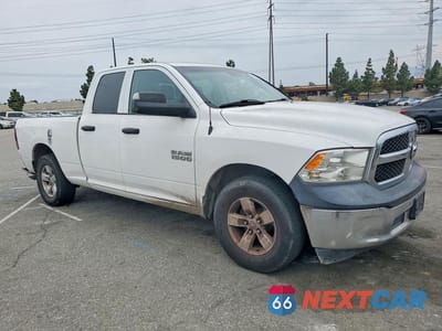 Czwarte zdjęcie samochodu z boku: 2018 RAM 1500 ST VIN:1C6RR6FGXJS177169 - miniatura