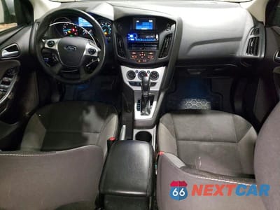 Zdjęcie 8 z 11 samochodu: 2014 FORD FOCUS SE VIN:1FADP3F21EL312511 - miniatura