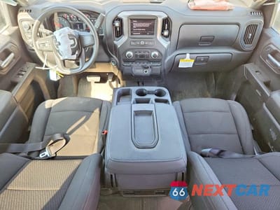 Zdjęcie 8 z 13 samochodu: 2024 GMC SIERRA K1500 VIN:3GTUUAED2RG412503 - miniatura