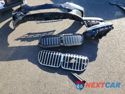 Zdjęcie 12 z 13 samochodu: 2022 BMW 740 I VIN:WBA7T2C04NCJ55439 - miniatura