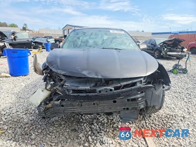 Piąte zdjęcie samochodu w środku: 2010 FORD FOCUS SE VIN:1FAHP3FN6AW286847 - miniatura