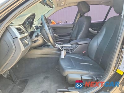 Zdjęcie 7 z 12 samochodu: 2016 BMW 320 I VIN:WBA8E1G53GNT36165 - miniatura