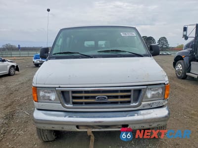 Piąte zdjęcie samochodu w środku: 2003 FORD ECONOLINE E350 SUPER DUTY WAGON VIN:1FBSS31L13HA72252 - miniatura