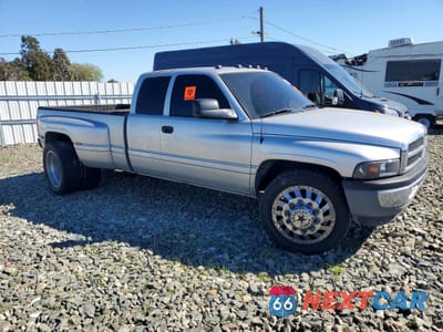 Czwarte zdjęcie samochodu z boku: 1996 DODGE RAM 3500 VIN:3B7MC33C8TM132859 - miniatura