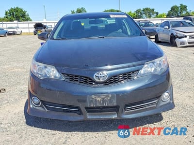 Piąte zdjęcie samochodu w środku: 2013 TOYOTA CAMRY SE V6 VIN:4T1BK1FK7DU532485 - miniatura