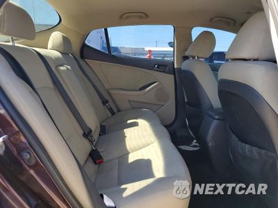 Zdjęcie 10 z 13 samochodu: 2013 KIA OPTIMA LX VIN:5XXGM4A76DG252135 - miniatura