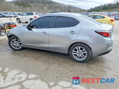 Drugie zdjęcie samochodu z przodu: 2016 SCION IA BASE VIN:3MYDLBZV0GY102726 - miniatura