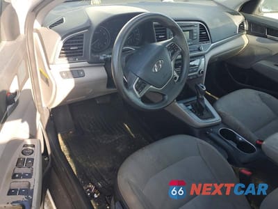 Zdjęcie 8 z 12 samochodu: 2017 HYUNDAI ELANTRA SE VIN:5NPD74LF5HH127684 - miniatura