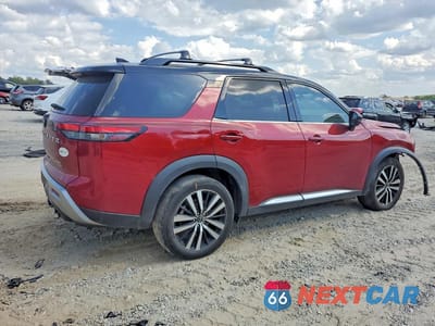 Trzecie zdjęcie samochodu z tyłu: 2023 NISSAN PATHFINDER PLATINUM VIN:5N1DR3DJ3PC227912 - miniatura