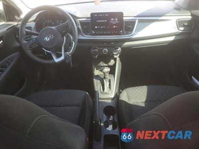 Zdjęcie 8 z 12 samochodu: 2021 KIA RIO LX VIN:3KPA24AD7ME412243 - miniatura