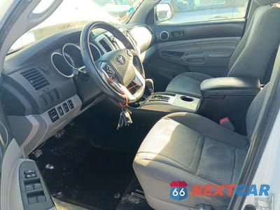 Zdjęcie 7 z 11 samochodu: 2014 TOYOTA TACOMA PRERUNNER VIN:5TFJX4GN3EX034120 - miniatura