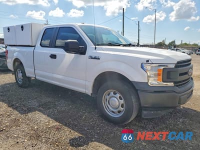 Czwarte zdjęcie samochodu z boku: 2018 FORD F150 SUPER CAB VIN:1FTEX1C56JKF06145 - miniatura