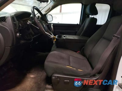 Zdjęcie 7 z 11 samochodu: 2012 CHEVROLET SILVERADO K1500 LT VIN:1GCRKSE78CZ217007 - miniatura