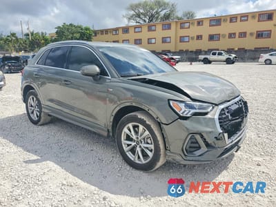 Czwarte zdjęcie samochodu z boku: 2025 AUDI Q3 PREMIUM S LINE 45 VIN:WA1DECF39S1100224 - miniatura