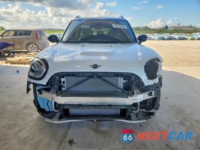 Piąte zdjęcie samochodu w środku: 2019 MINI COOPER S COUNTRYMAN VIN:WMZYT3C51K3E96997 - miniatura