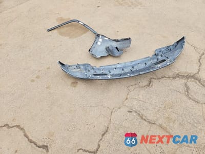 Zdjęcie 13 z 14 samochodu: 2016 JEEP GRAND CHEROKEE LAREDO VIN:1C4RJFAG0GC420871 - miniatura