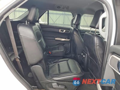 Zdjęcie 11 z 15 samochodu: 2021 FORD EXPLORER XLT VIN:1FMSK8DH0MGB86083 - miniatura