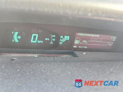 Zdjęcie 9 z 12 samochodu: 2013 TOYOTA PRIUS FIVE VIN:JTDKN3DU2D0345237 - miniatura