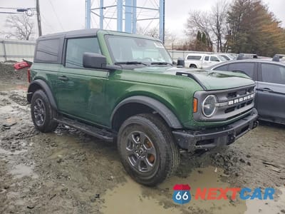 Czwarte zdjęcie samochodu z boku: 2024 FORD BRONCO BIG BEND VIN:1FMDE7AH6RLB52758 - miniatura